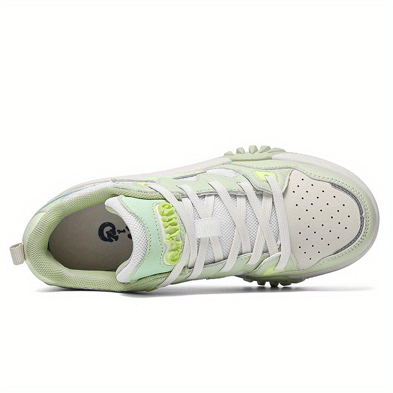 Q-AND Retro Skate Sneakers - Low-Top Lace-Up Casual Shoes with Thick Rubber Sole